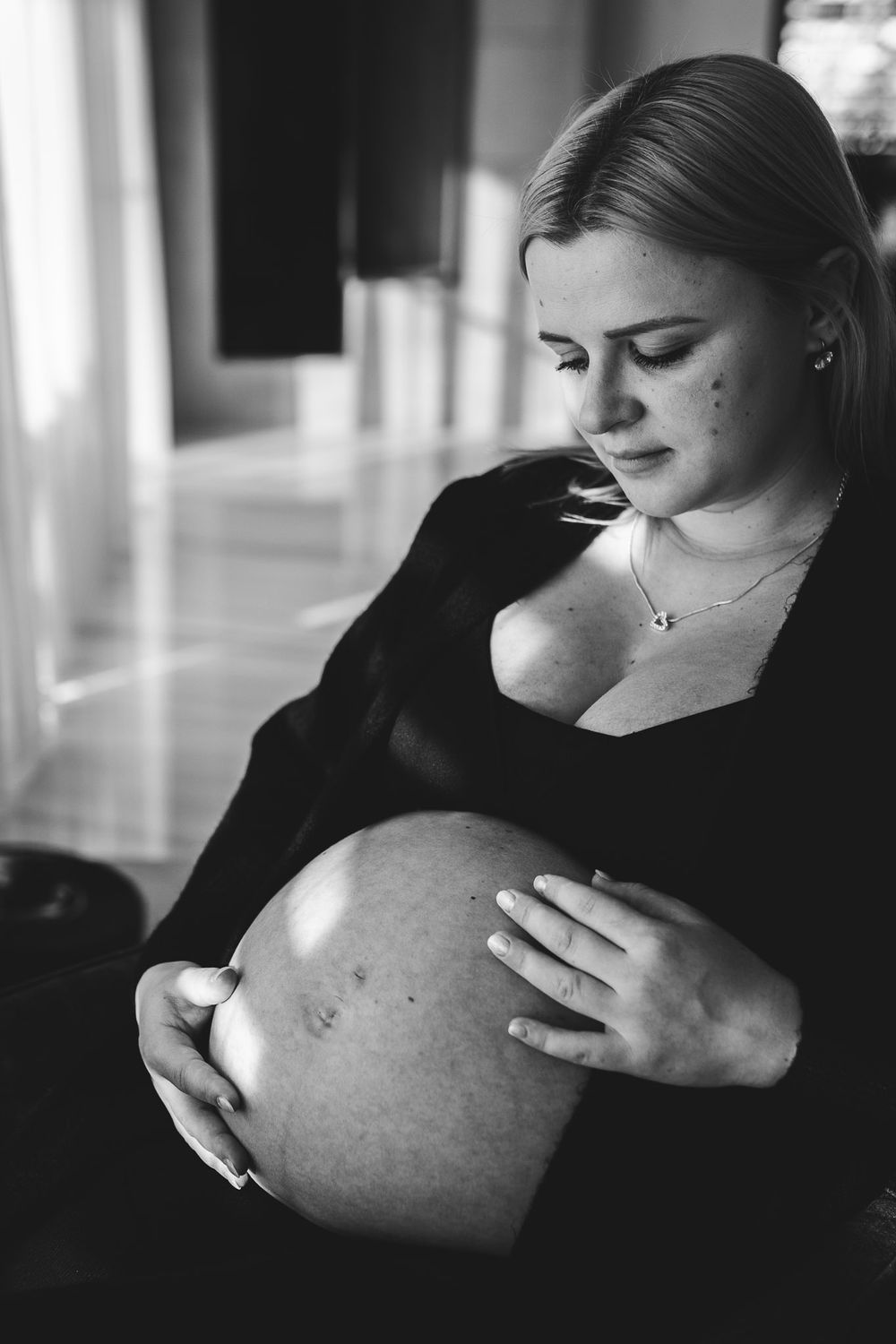 Porträt einer Schwangeren - Babybauchfotos, Schwangerschaftsportraits Klagenfurt Kärnten
